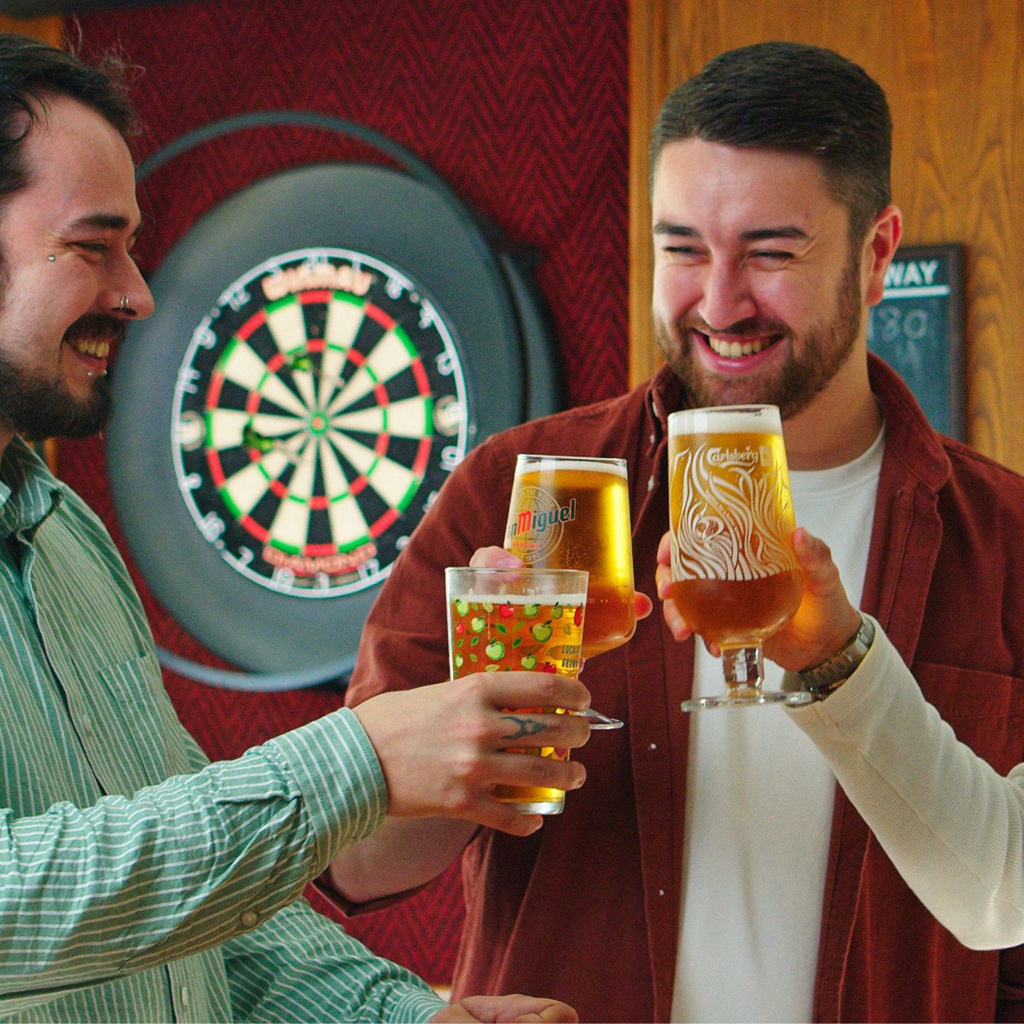 Raise a glass This Father's Day at The Chequers Country Inn in Lutterworth!